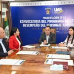 Convocatoria Becas Administrativos (2)