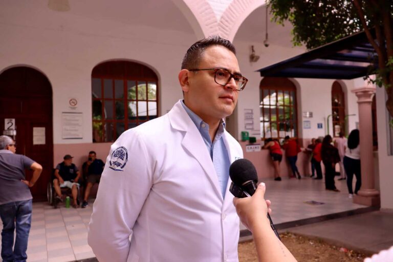 Dr Antonio Valdez
