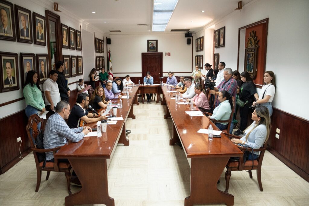 beceb083-9e93-405c-bca9-3a3c142dd848 (1)