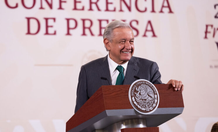 2023-10-17-Conferencia-de-prensa-matutina-Palacio-Nacional-Foto-06-745x450