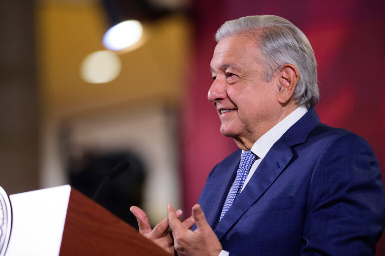 2023-10-18-Conferencia-de-prensa-matutina-Palacio-Nacional-Foto-02