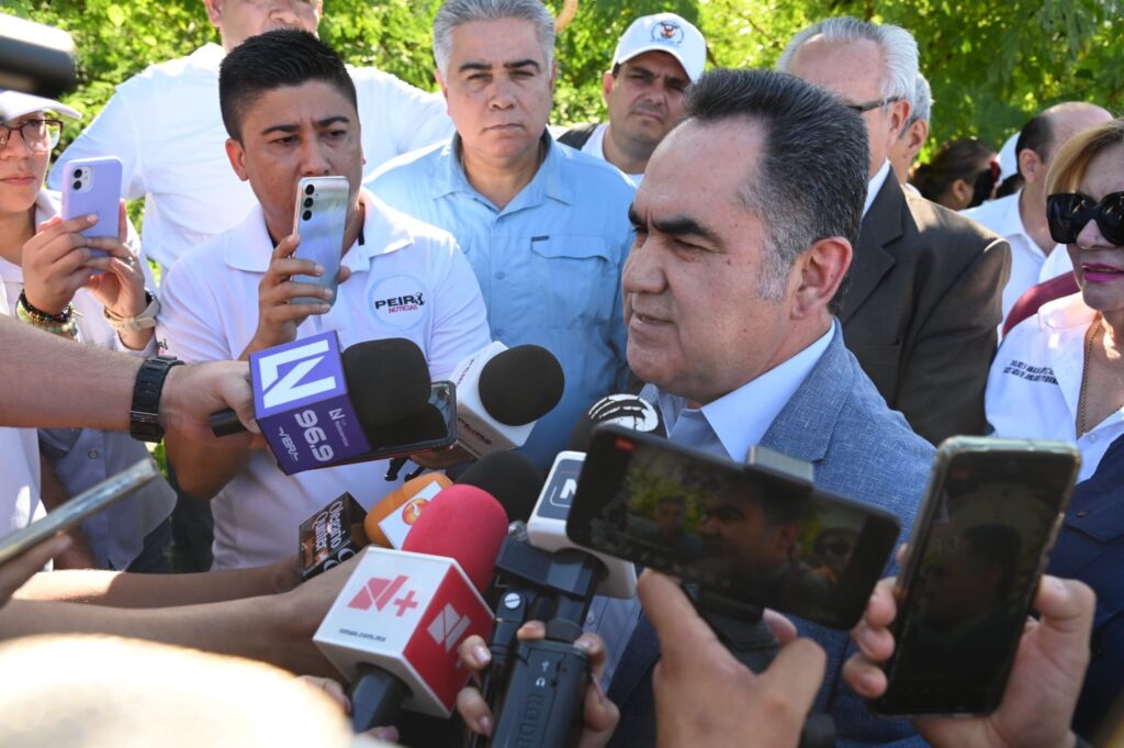 RECTOR LLEGADA (2)