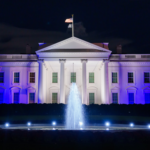 la-casa-blanca-se-ilumina-con-los-colores-de-la-bandera-de-israel