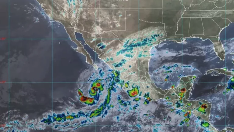 lidia-se-intensifica-a-huracan-categoria-1-provocara-lluvias-en-ocho-estados