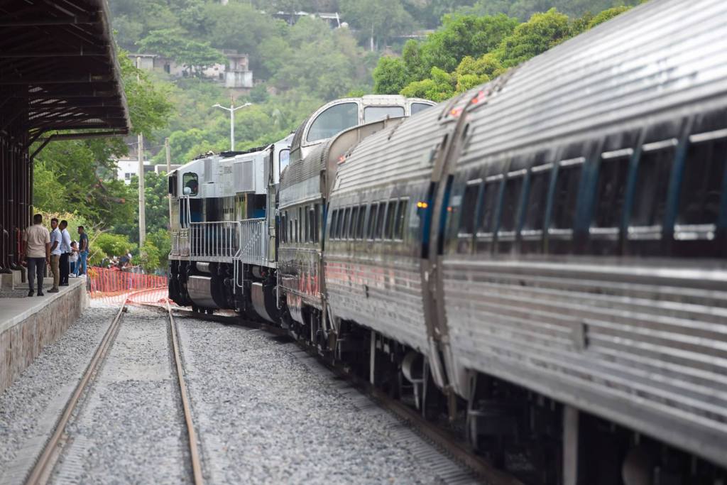 tren-del-istmo-de-tehuantepec-trenes