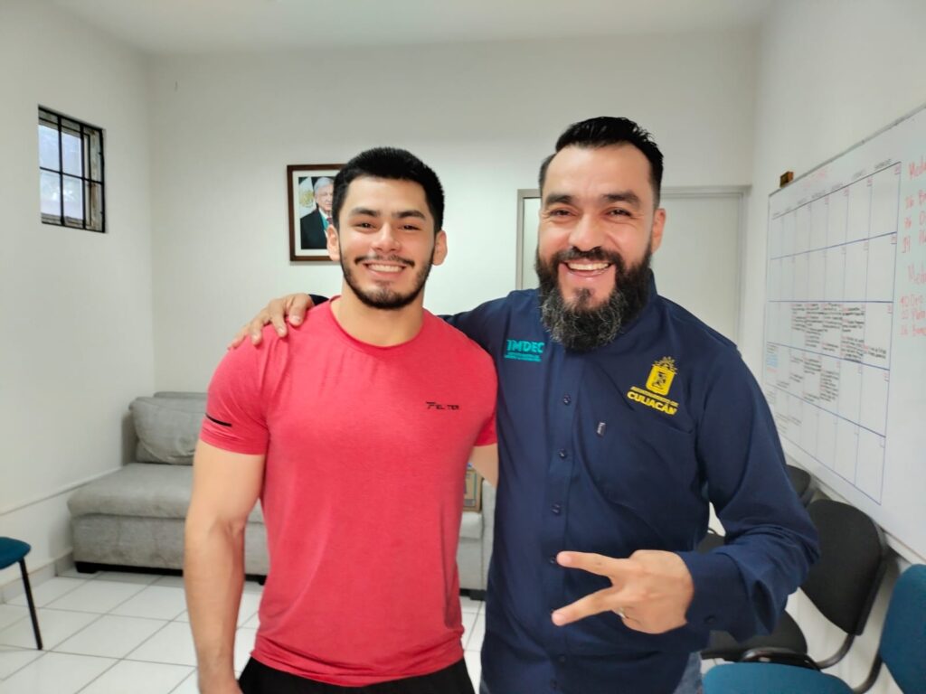 b2118406-a233-4db3-b076-6cce953a1ea7