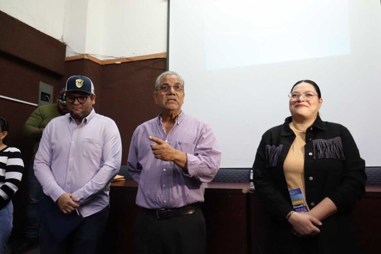 PREPA ALLENDE CONFERENCIA VIOLENCIA DIGITAL (8)