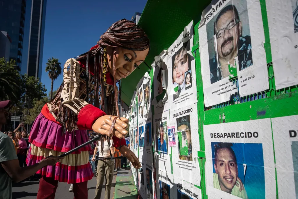 amal-en-la-glorieta-de-las-y-los-desaparecidos
