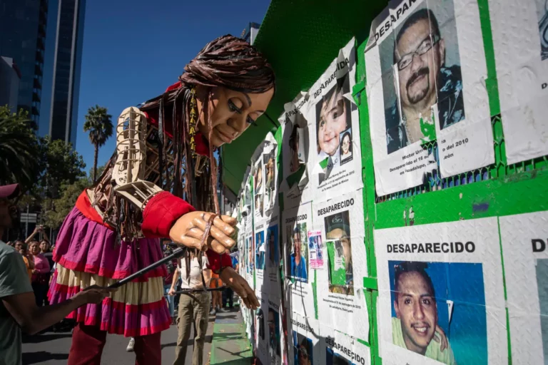 amal-en-la-glorieta-de-las-y-los-desaparecidos