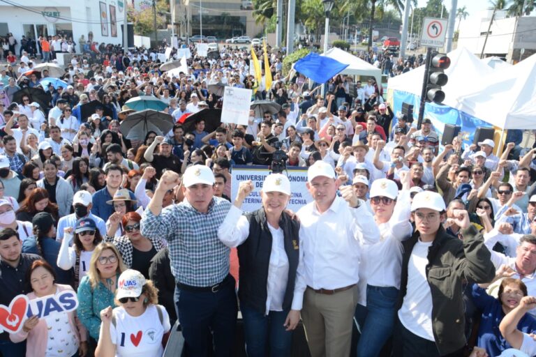 MANIFESTACIÓN LOMITA (1)