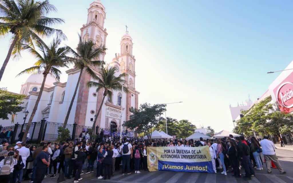 manifestacion-uas