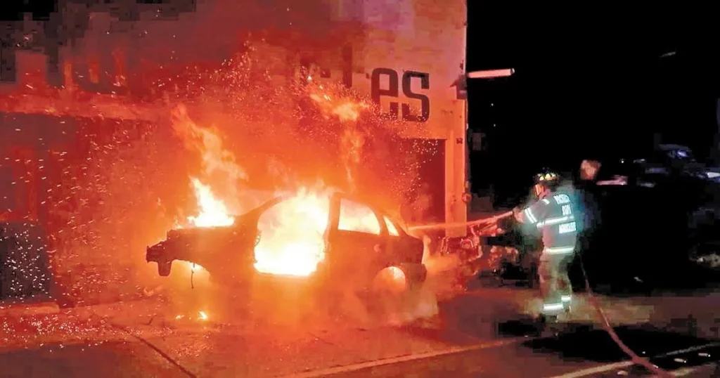 quema-de-auto-en-aguascalientes