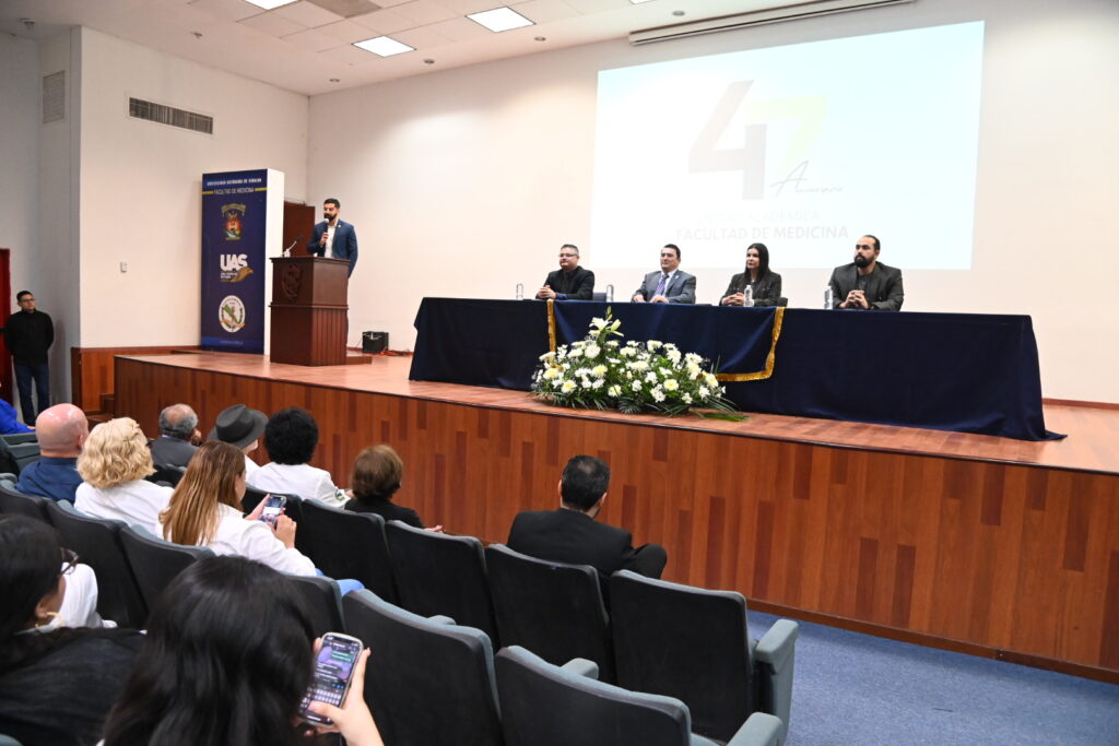 ANIVERSARIO MEDICINA (1)
