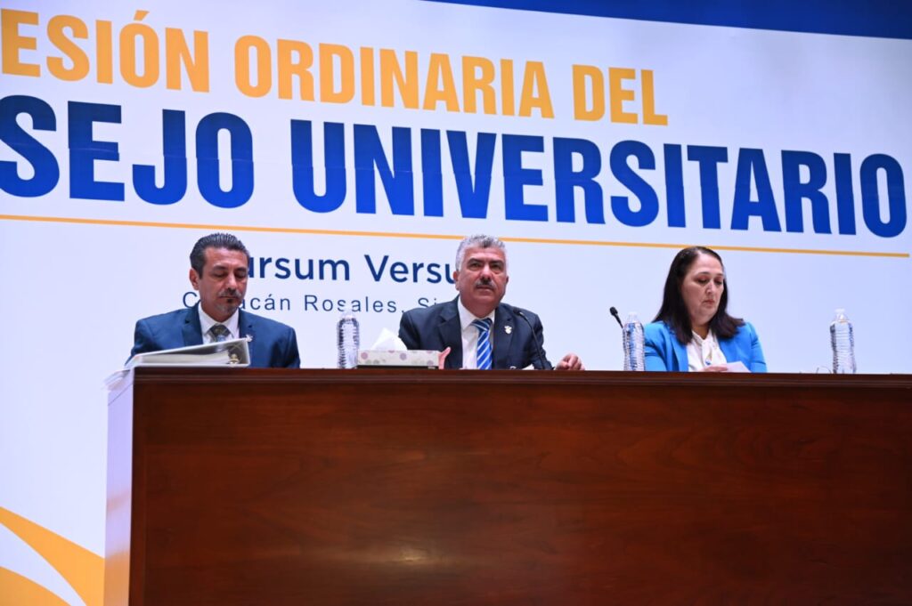 CONSEJO UNIVERSITARIO (7)