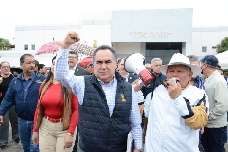 AUDIENCIA JUEVES (5)