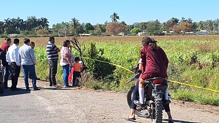 adolescente-pierde-la-vida-al-accidentarse-en-su-moto-en-el-conchal-culiacan-3