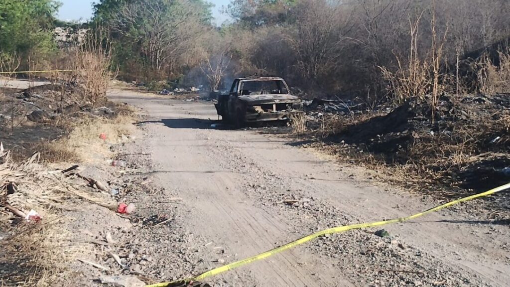 localizan-persona-calcinada-en-camioneta-en-culiacan-2-1140x641