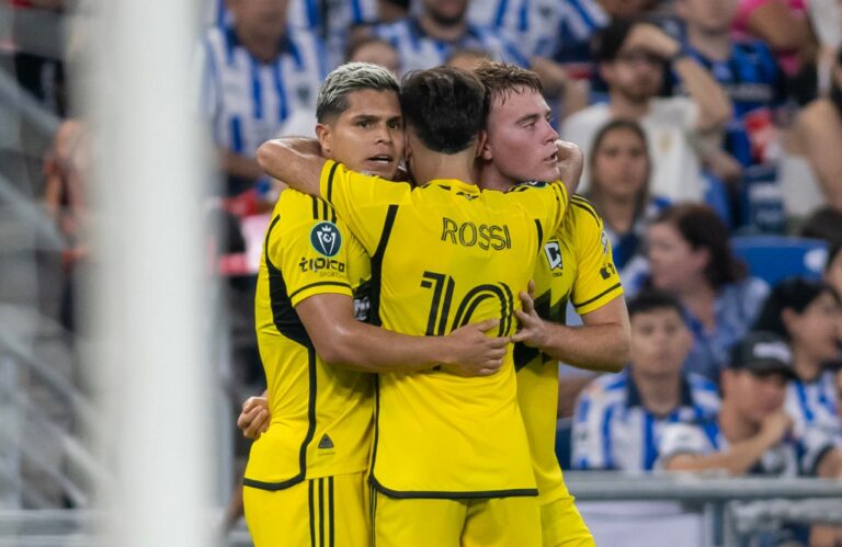 columbus-crew-derrota-a-rayados-y-clasifica-a-la-final-de-la-concachampions