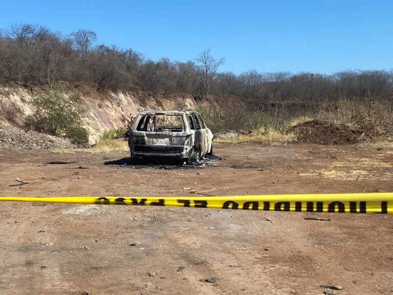 hallan-cuerpo-en-camioneta-calcinada-al-sur-de-culiacan-seria-marco-Aantonio-tras-8-dias-desaparecido-7