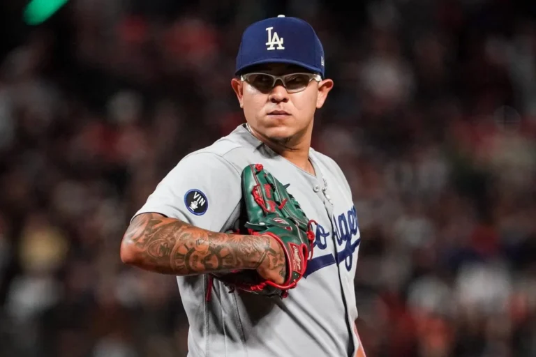 julio-urias