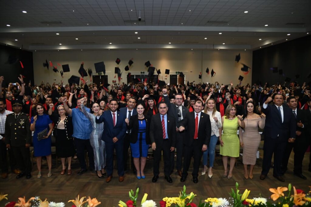 GRADUACIÓN DERECHO MZT (10)