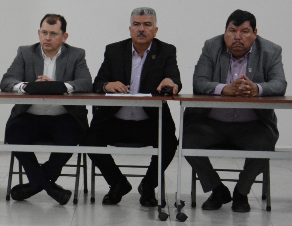 REUNIÓN INFORME (4)