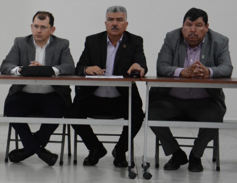 REUNIÓN INFORME (4)