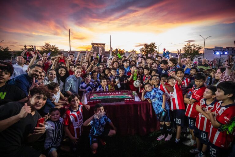 ae6ca1d1-8225-4d5b-8f49-da57db0eed2c