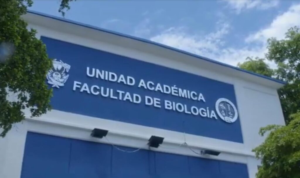 BIOLOGÍA (3)