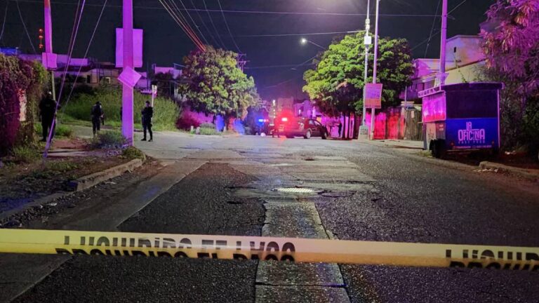mujer-muere-tras-ser-atacada-a-balazos-en-la-colonia-montebello-de-culiacan-1