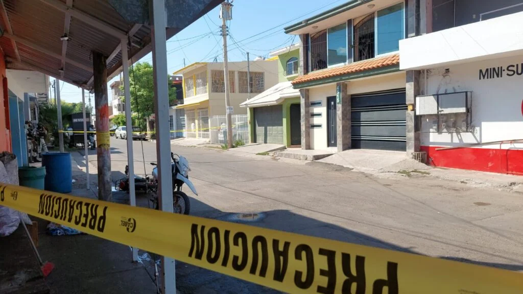 MOTOCICLISTA-ASESINADO-EN-BARRANCOS-CULIACAN2-1024x576