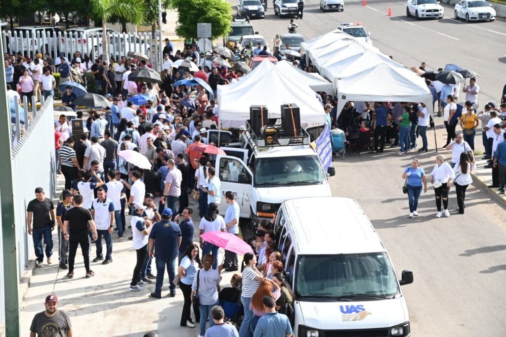 Universitarios Congreso (9)