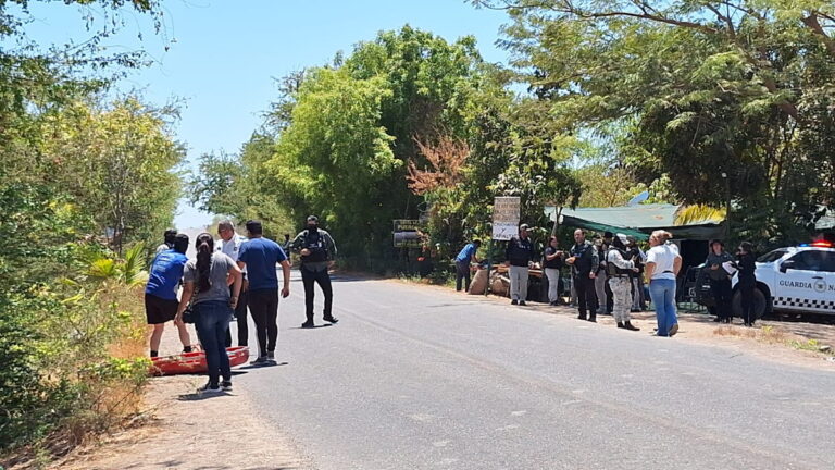 Flota-cadaver-en-el-canal-San-Lorenzo-de-Culiacan-2