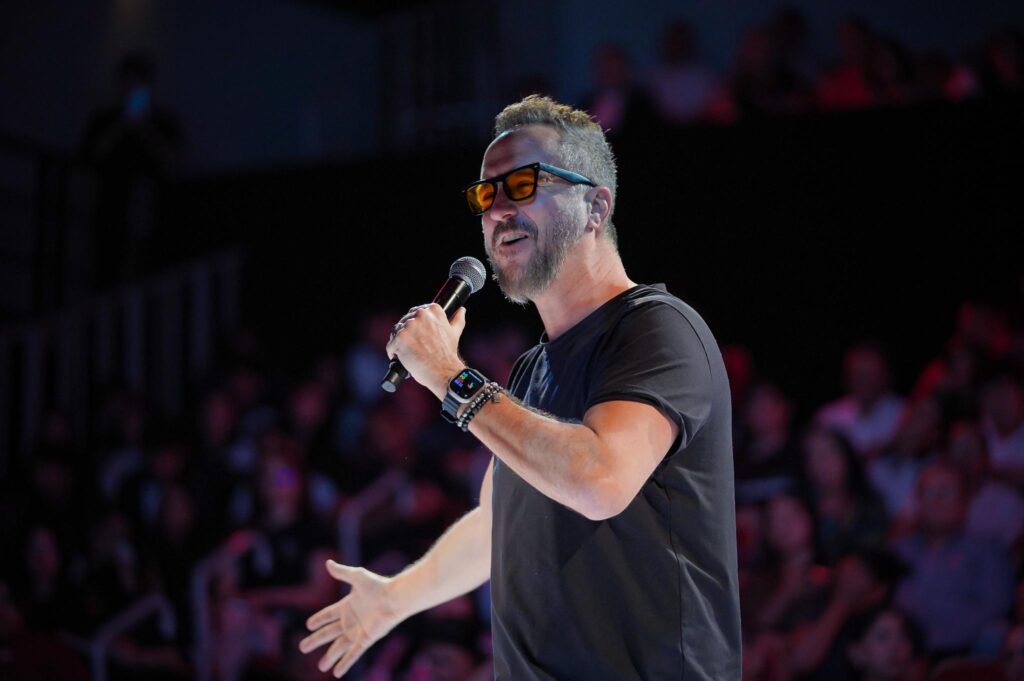 b4745730-defb-42c5-8c90-f4b49363668c